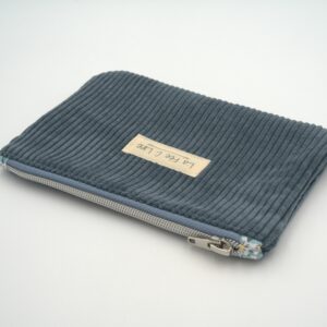 Trousse en velours bleu