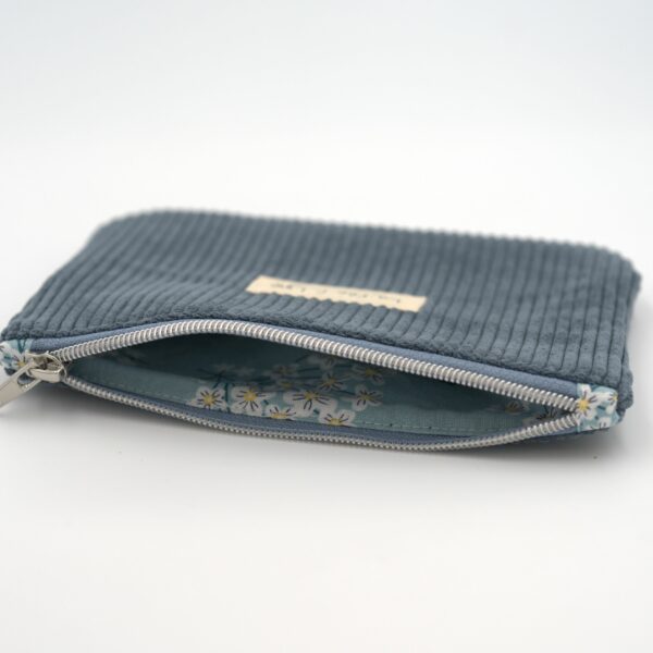 Trousse en velours bleu